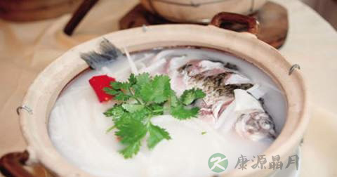 做奶汤鲫鱼放什么调料