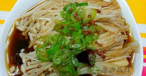 做凉拌金针菇放什么调料