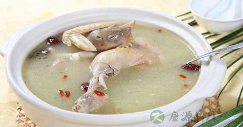 清炖鸡汤什么时候放调料