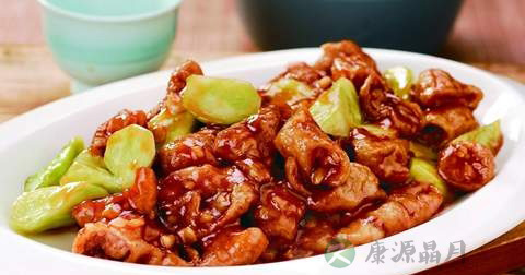 焦熘肥肠什么时候放调料
