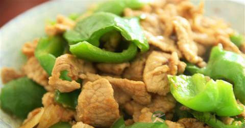 青椒肉片什么时候放调料