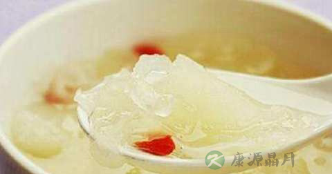 燕窝炖雪梨怎么做最有营养