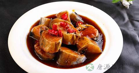 红烧鳕鱼什么时候放调料