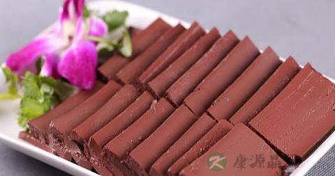 炒鸭血用焯水吗