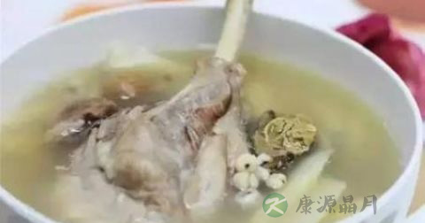 煲龙骨汤的水要放多少合适