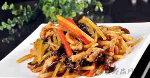鱼香肉丝什么时候放调料