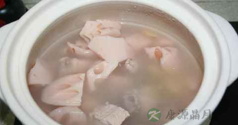 莲藕老鸭汤什么时候放调料