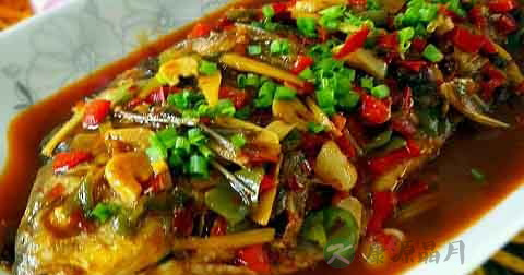 做豆瓣鲫鱼放什么调料