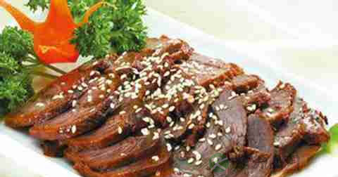 做五香酱牛肉放什么调料