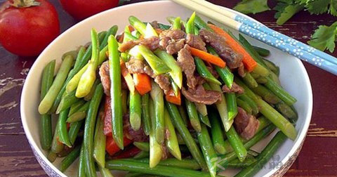 蒜苗炒牛肉的营养价值