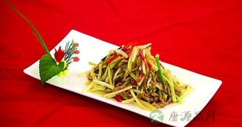 芹黄鱼丝什么时候放调料