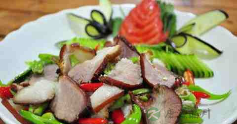 青笋炒腊肉的营养价值