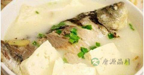 鲫鱼豆腐汤什么时候放调料