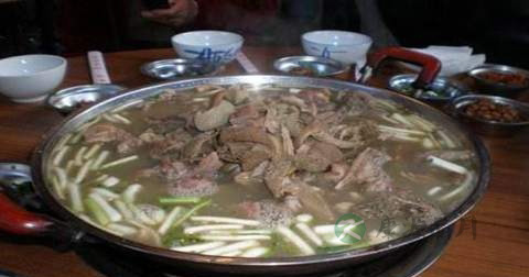 羊肉汤锅什么时候放调料