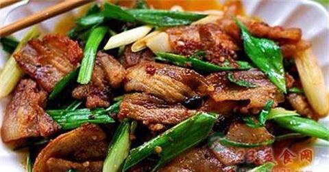 蒜苗回锅肉什么时候放调料