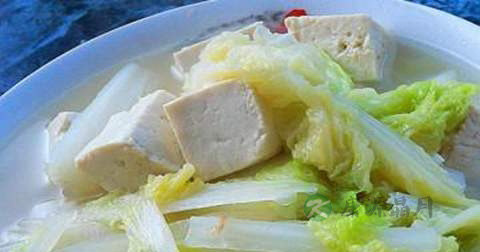 白菜炖豆腐什么时候放调料