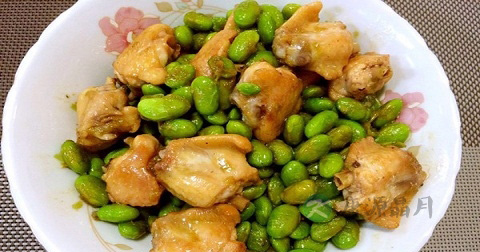 毛豆烧鸡什么时候放调料