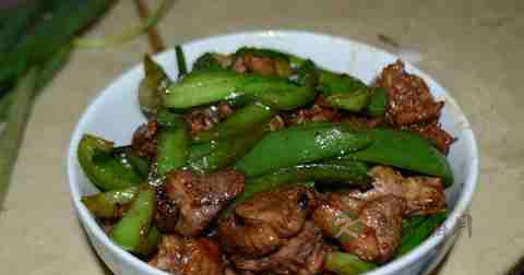 青椒炒鸭肉什么时候放调料