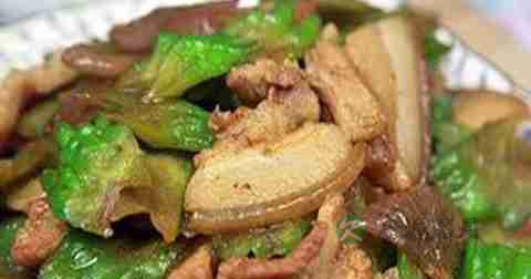 苦瓜炒肉什么时候放调料