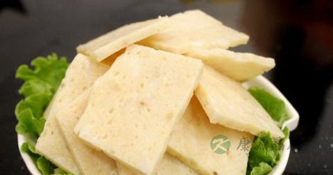 软炸虾糕什么时候放调料
