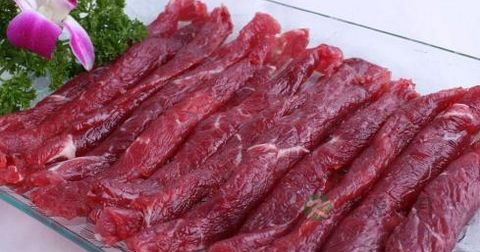 炒牛肉腌时放盐吗
