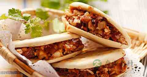 腊汁肉夹馍什么时候放调料