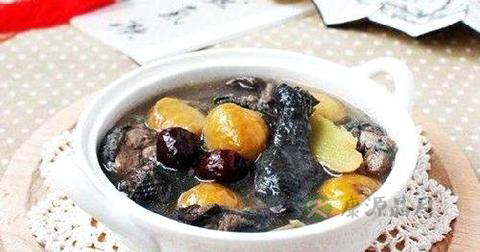 乌鸡汤用什么锅