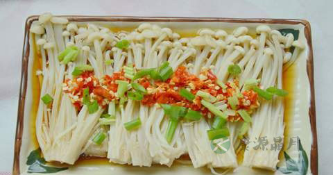 凉拌金针菇什么时候放调料