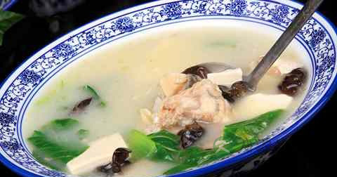 做箩粉鱼头豆腐汤放什么调料