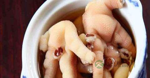 扁豆薏米炖鸡脚什么时候放调料