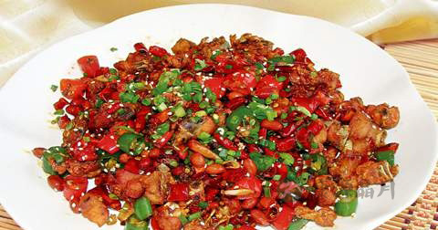 辣子鸡丁什么时候放调料