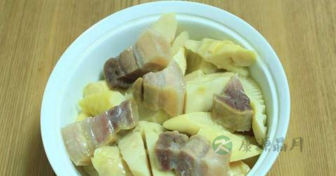 南肉春笋什么时候放调料