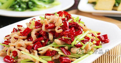 干煸肉丝什么时候放调料