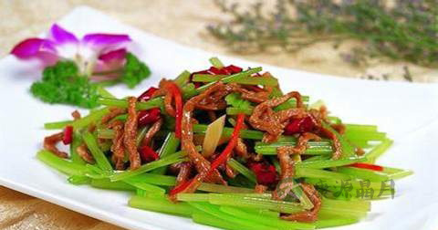 做香芹炒牛肉放什么调料