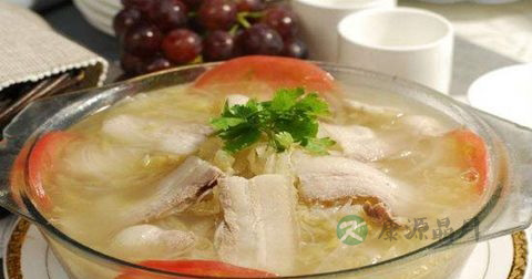做酸菜白肉放什么调料