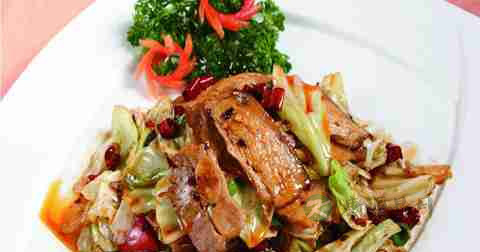 做包菜回锅肉放什么调料