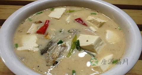 豆腐咸鱼头汤什么时候放调料