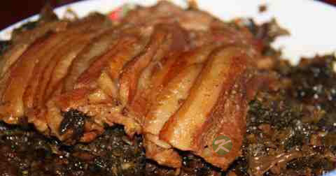 梅菜扣肉什么时候放调料