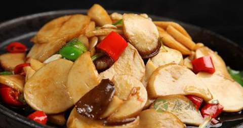 杏鲍菇炒肉要焯水吗