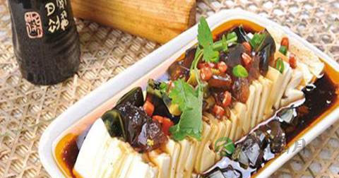 做蛋拌豆腐放什么调料