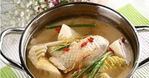 鲜笋土鸡汤的营养价值