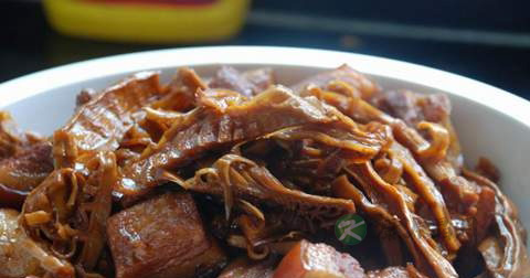 笋干烧肉什么时候放调料