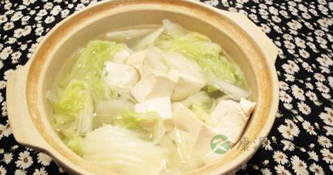 白菜炖豆腐什么时候放调料