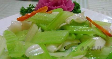 西芹百合什么时候放调料
