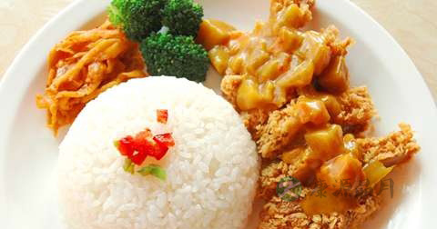 咖喱鸡肉饭什么时候放调料