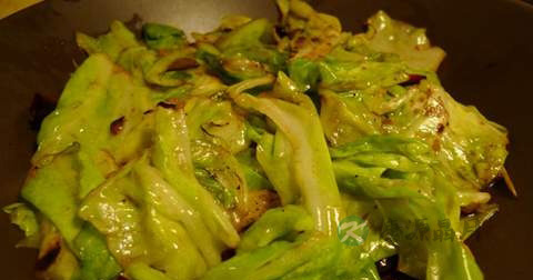 炝炒圆白菜什么时候放调料