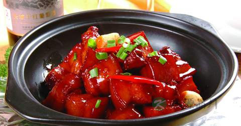 毛氏红烧肉什么时候放调料