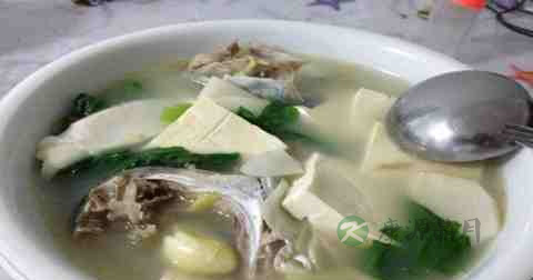 做鱼头豆腐汤放什么调料
