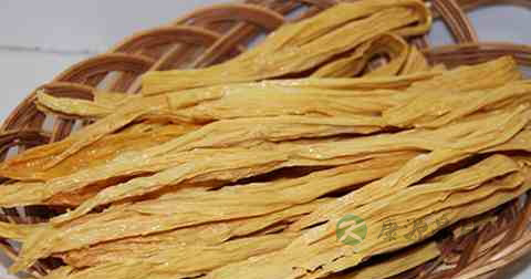 腐竹炒什么好吃