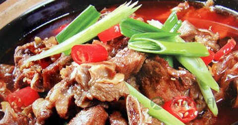 红烧羊肉什么时候放调料